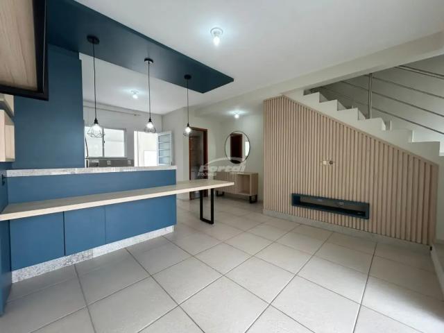 Casa / Sobrado para Locação em Balneário Piçarras/SC Centro 2 Quartos