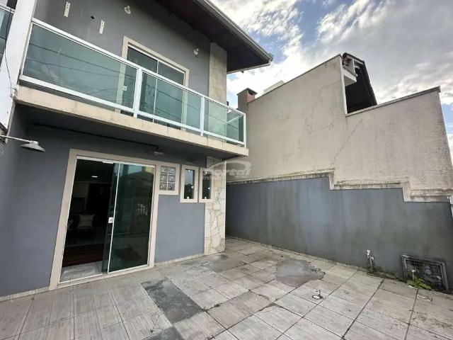 Casa / Sobrado para Locação em Balneário Piçarras/SC Centro 2 Quartos