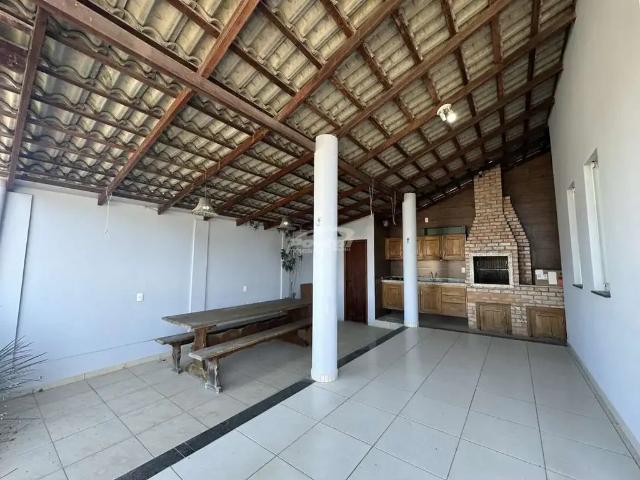 Casa / Sobrado para Locação em Balneário Piçarras/SC Centro 2 Quartos