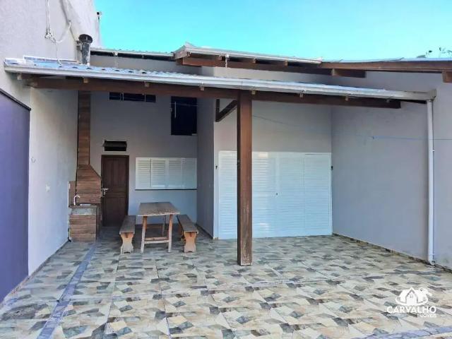 Casa / Sobrado para Locação em Balneário Piçarras/SC Itacolomi 3 Quartos
