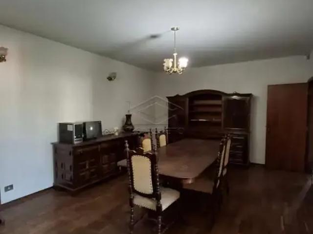 Casa / Sobrado para Locação em Barra Bonita/SP Centro 4 Quartos