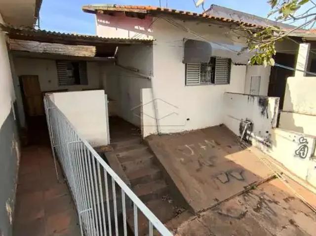 Casa / Sobrado para Locação em Barra Bonita/SP Núcleo Habitacional Naza Arradi Nahas 4 Quartos