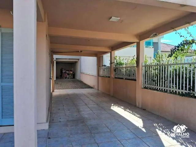Casa / Sobrado para Locação em Barra Velha/SC Itajubá 4 Quartos