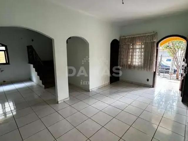 Casa / Sobrado para Locação em Barretos/SP Centro 5 Quartos