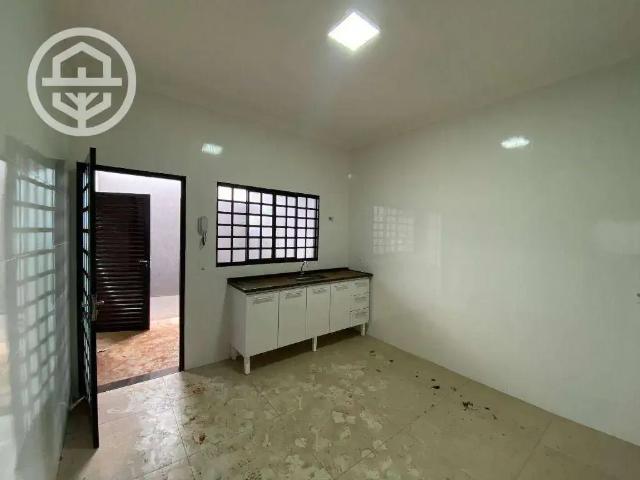 Casa / Sobrado para Locação em Barretos/SP Jardim Universitário 6 Quartos