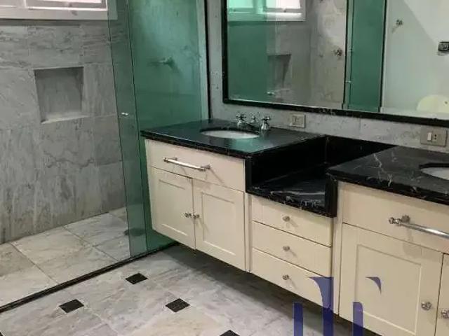 Casa / Sobrado para Locação em Barueri/SP Alphaville 3 Quartos