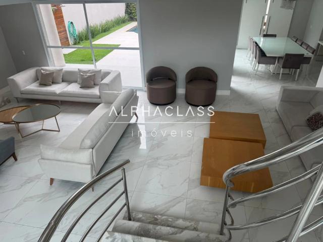 Casa / Sobrado para Locação em Barueri/SP Alphaville 4 Quartos