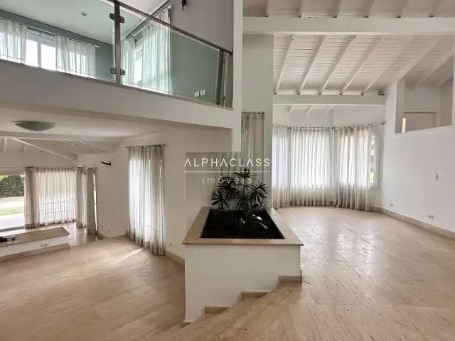 Casa / Sobrado para Locação em Barueri/SP Alphaville 4 Quartos