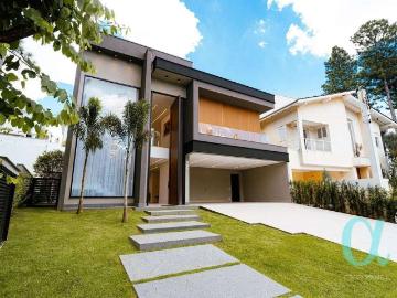 Casa / Sobrado para Locação em Barueri/SP Alphaville 4 Quartos