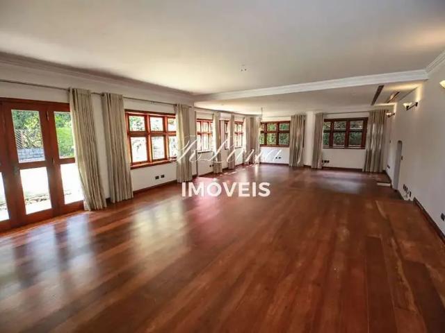 Casa / Sobrado para Locação em Barueri/SP Alphaville 4 Quartos