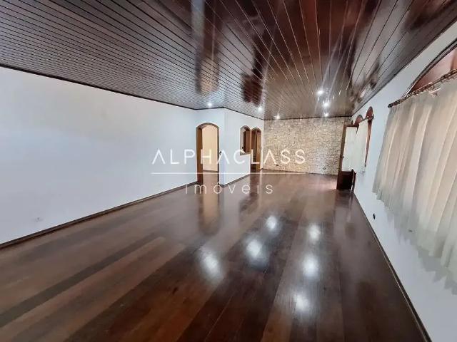 Casa / Sobrado para Locação em Barueri/SP Alphaville 5 Quartos