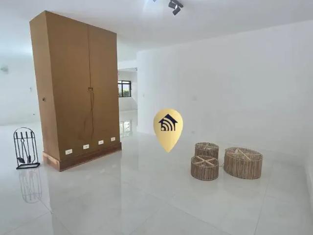 Casa / Sobrado para Locação em Barueri/SP Alphaville Residencial Dois 2 Quartos