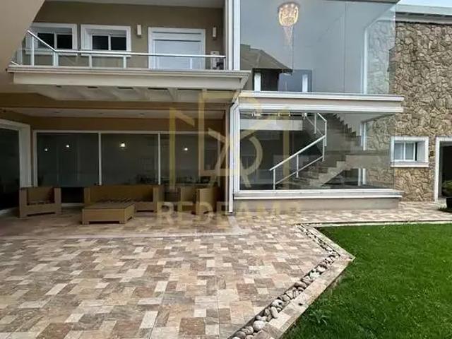Casa / Sobrado para Locação em Barueri/SP Centro Comercial Jubran 9 Quartos