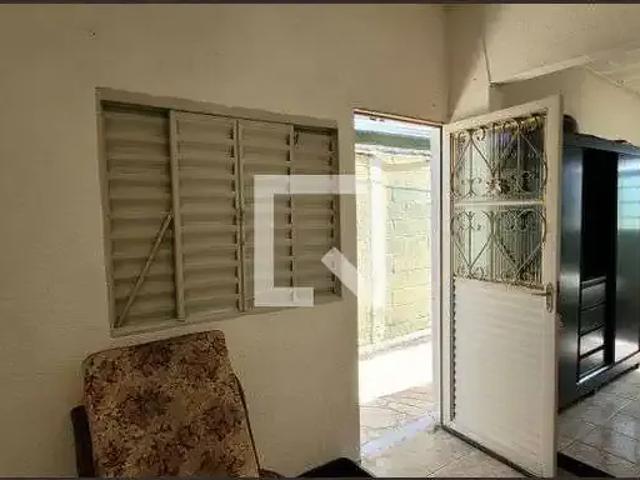 Casa / Sobrado para Locação em Betim/MG Chácara 2 Quartos