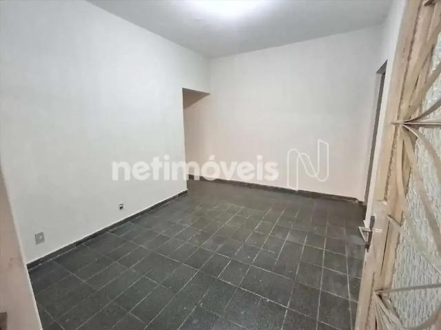 Casa / Sobrado para Locação em Betim/MG Imbiruçu 1 Quartos