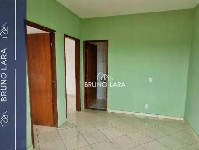 Casa / Sobrado para Locação em Betim/MG Niterói 2 Quartos