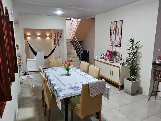 Casa / Sobrado para Locação em Belém/PA Parque Verde 4 Quartos