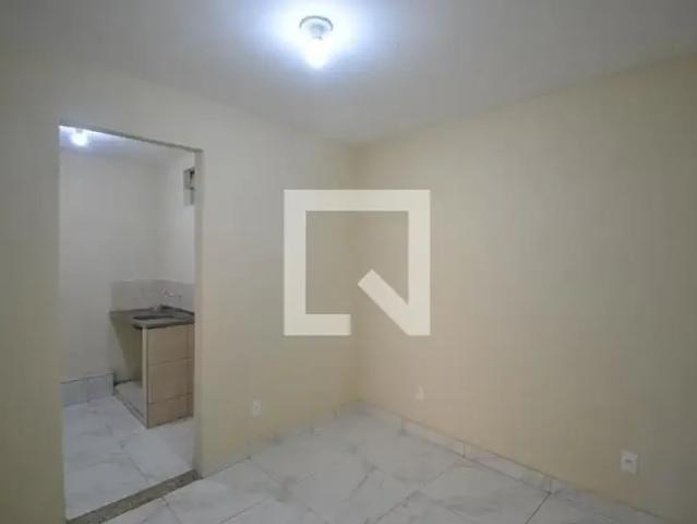 Casa / Sobrado para Locação em Belford Roxo/RJ Heliópolis 1 Quartos