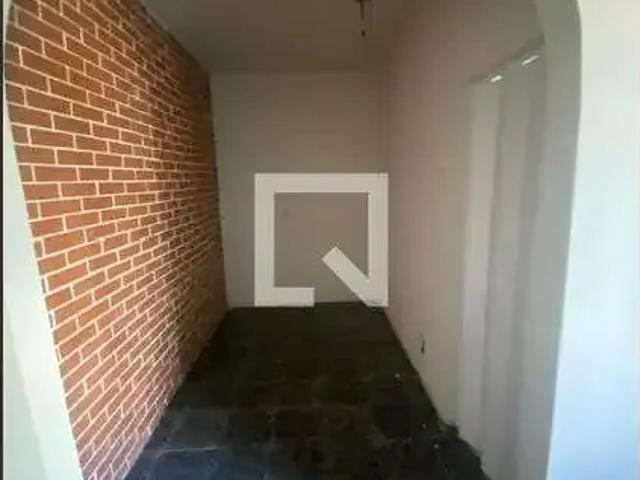 Casa / Sobrado para Locação em Belford Roxo/RJ Heliópolis 2 Quartos