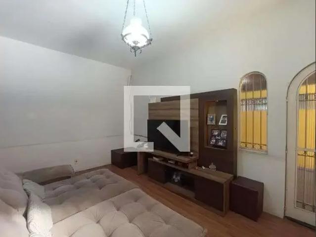Casa / Sobrado para Locação em Belford Roxo/RJ Heliópolis 2 Quartos