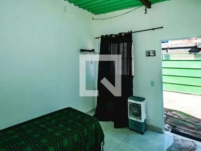 Casa / Sobrado para Locação em Belo Horizonte/MG Trevo 2 Quartos