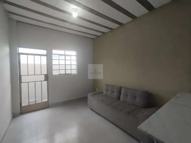 Casa / Sobrado para Locação em Belo Horizonte/MG Tupi B 2 Quartos