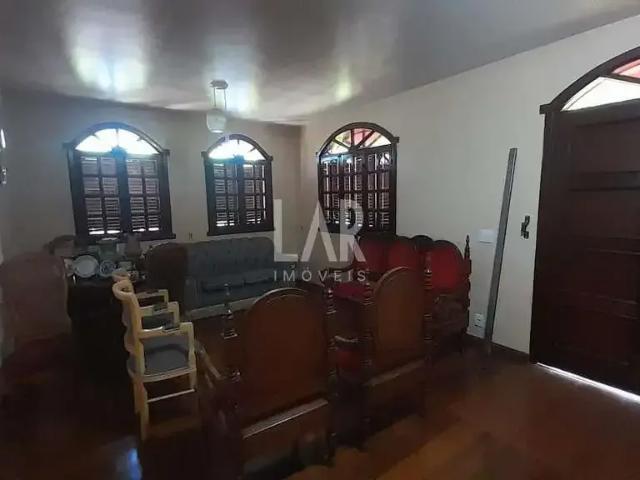 Casa / Sobrado para Locação em Belo Horizonte/MG Universitário 5 Quartos