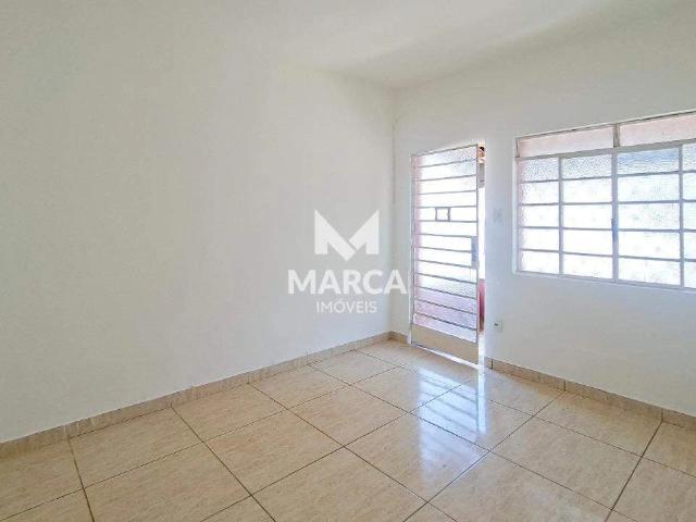 Casa / Sobrado para Locação em Belo Horizonte/MG Alpes 2 Quartos