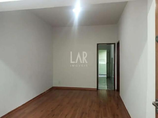 Casa / Sobrado para Locação em Belo Horizonte/MG Alto Barroca 2 Quartos