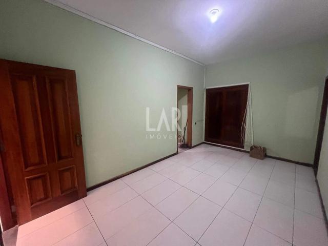 Casa / Sobrado para Locação em Belo Horizonte/MG Alto Barroca 2 Quartos