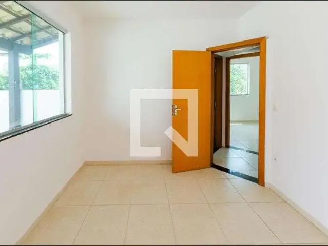 Casa / Sobrado para Locação em Belo Horizonte/MG Alto Caiçaras 3 Quartos