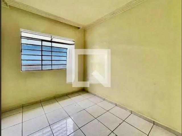 Casa / Sobrado para Locação em Belo Horizonte/MG Aparecida 1 Quartos
