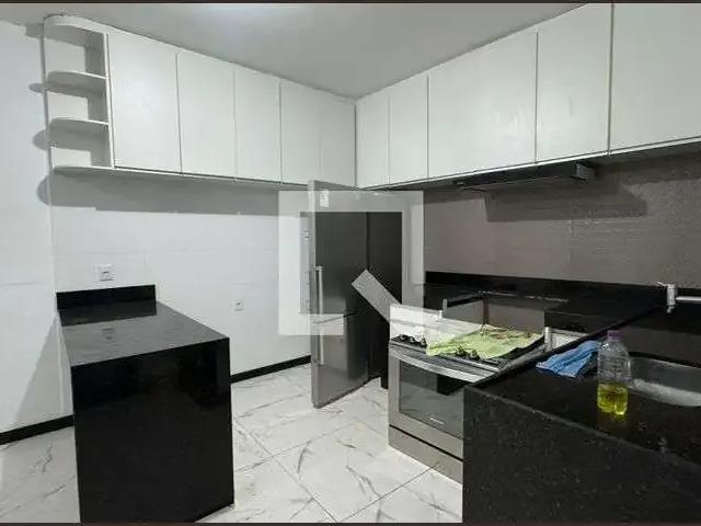 Casa / Sobrado para Locação em Belo Horizonte/MG Aparecida 7 Quartos