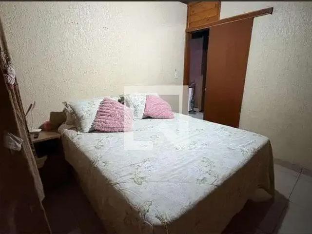 Casa / Sobrado para Locação em Belo Horizonte/MG Araguaia 2 Quartos