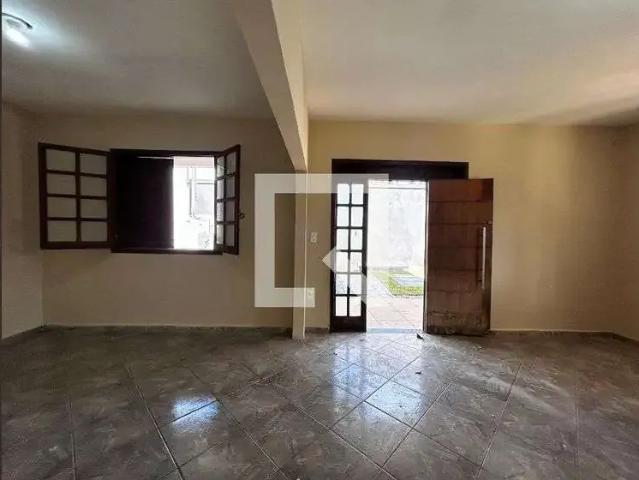 Casa / Sobrado para Locação em Belo Horizonte/MG Bandeirantes 16 Quartos