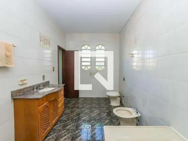 Casa / Sobrado para Locação em Belo Horizonte/MG Barreiro 5 Quartos