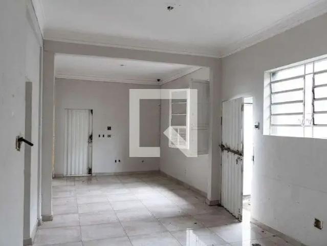 Casa / Sobrado para Locação em Belo Horizonte/MG Barreiro 3 Quartos