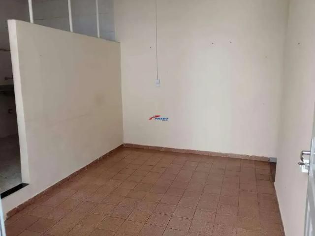 Casa / Sobrado para Locação em Belo Horizonte/MG Barroca 2 Quartos