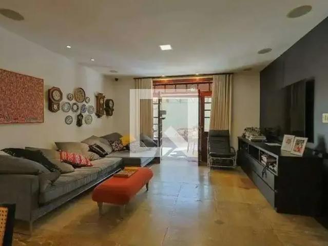 Casa / Sobrado para Locação em Belo Horizonte/MG Belvedere 4 Quartos