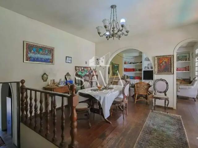 Casa / Sobrado para Locação em Belo Horizonte/MG Belvedere 5 Quartos