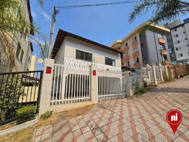 Casa / Sobrado para Locação em Belo Horizonte/MG Buritis 4 Quartos