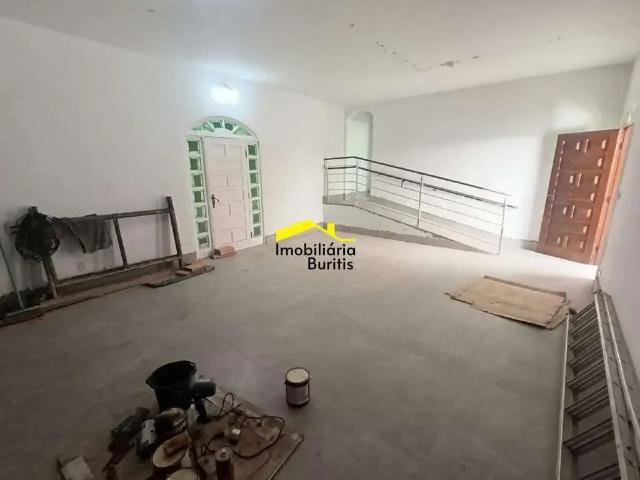 Casa / Sobrado para Locação em Belo Horizonte/MG Buritis 6 Quartos