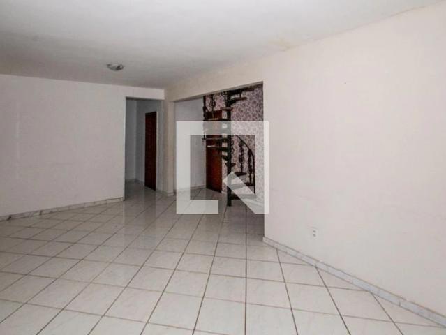 Casa / Sobrado para Locação em Belo Horizonte/MG Canaã 2 Quartos