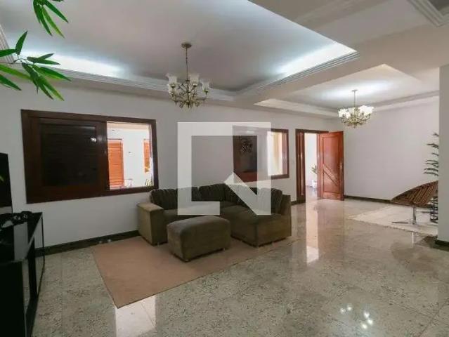 Casa / Sobrado para Locação em Belo Horizonte/MG Candelária 4 Quartos