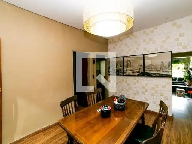 Casa / Sobrado para Locação em Belo Horizonte/MG Cachoeirinha 3 Quartos