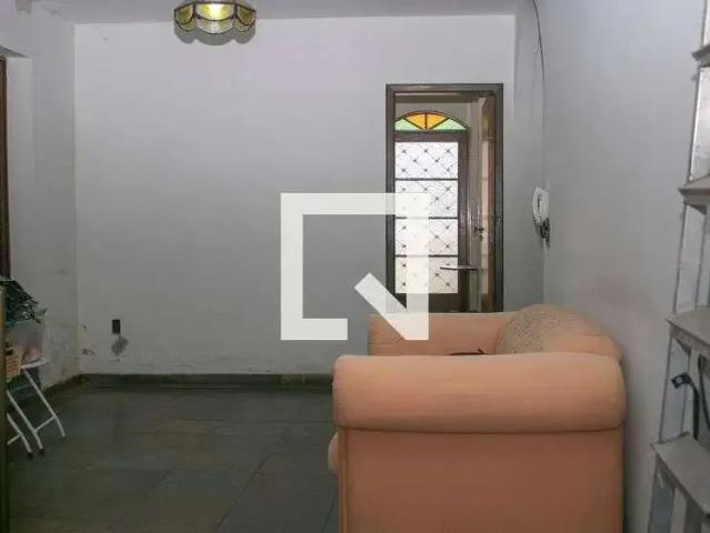 Casa / Sobrado para Locação em Belo Horizonte/MG Cachoeirinha 4 Quartos