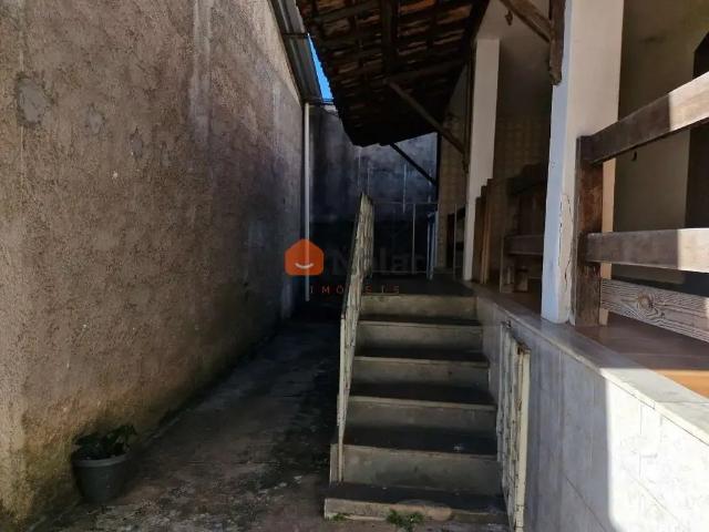 Casa / Sobrado para Locação em Belo Horizonte/MG Cachoeirinha 4 Quartos