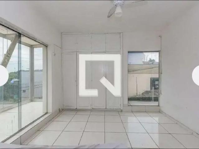 Casa / Sobrado para Locação em Belo Horizonte/MG Caiçaras 3 Quartos