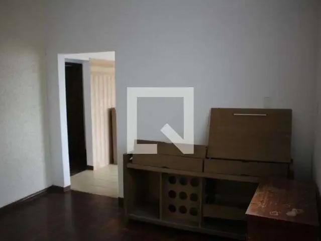 Casa / Sobrado para Locação em Belo Horizonte/MG Califórnia 5 Quartos