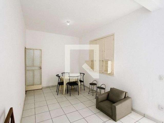 Casa / Sobrado para Locação em Belo Horizonte/MG Carlos Prates 2 Quartos